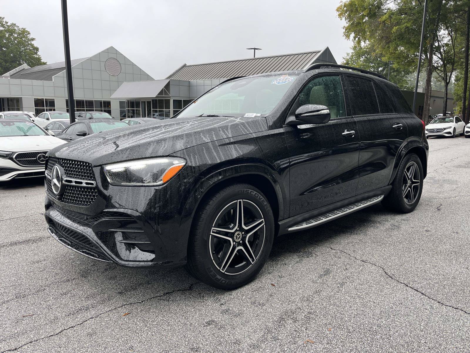 Certified Used 2025 Black Mercedes-Benz GLE 350 SUV image 2