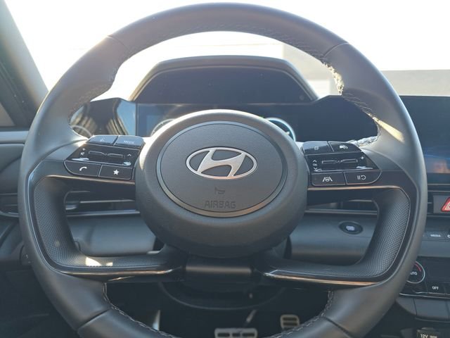 2025 Hyundai Elantra Blue - Photo 25