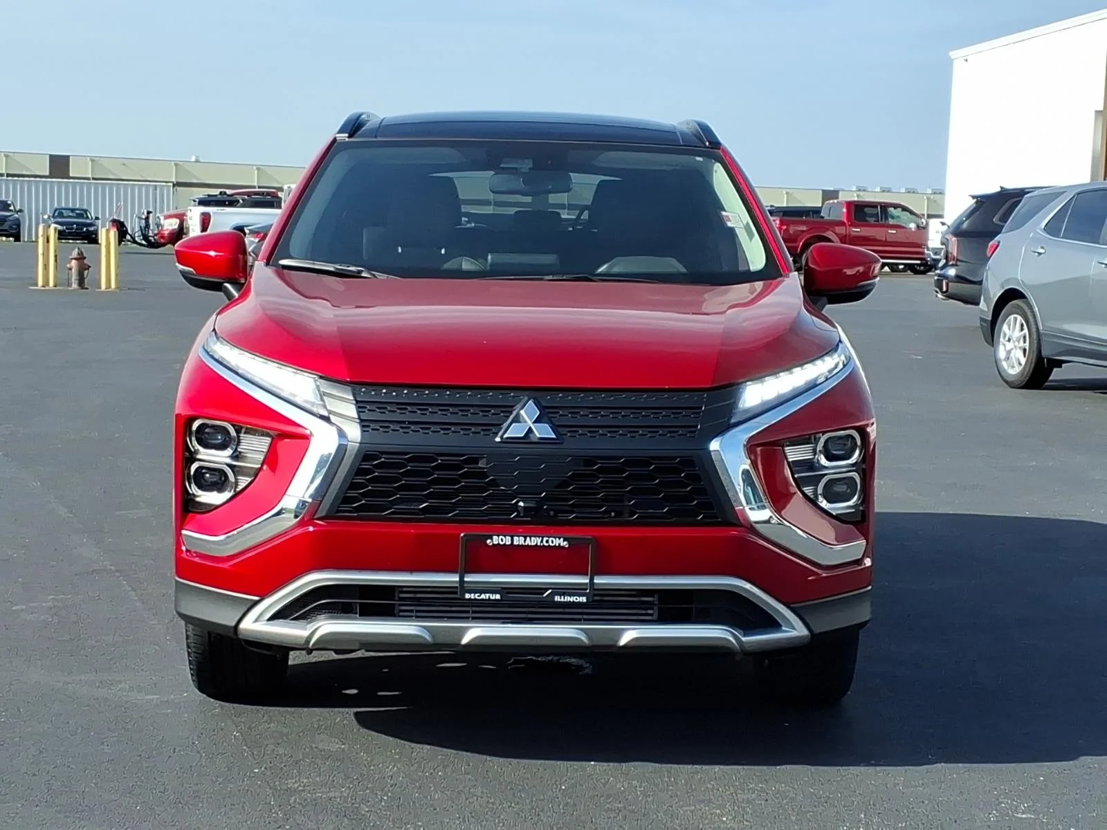 Used 2024 Red Diamond Mitsubishi SE image 18