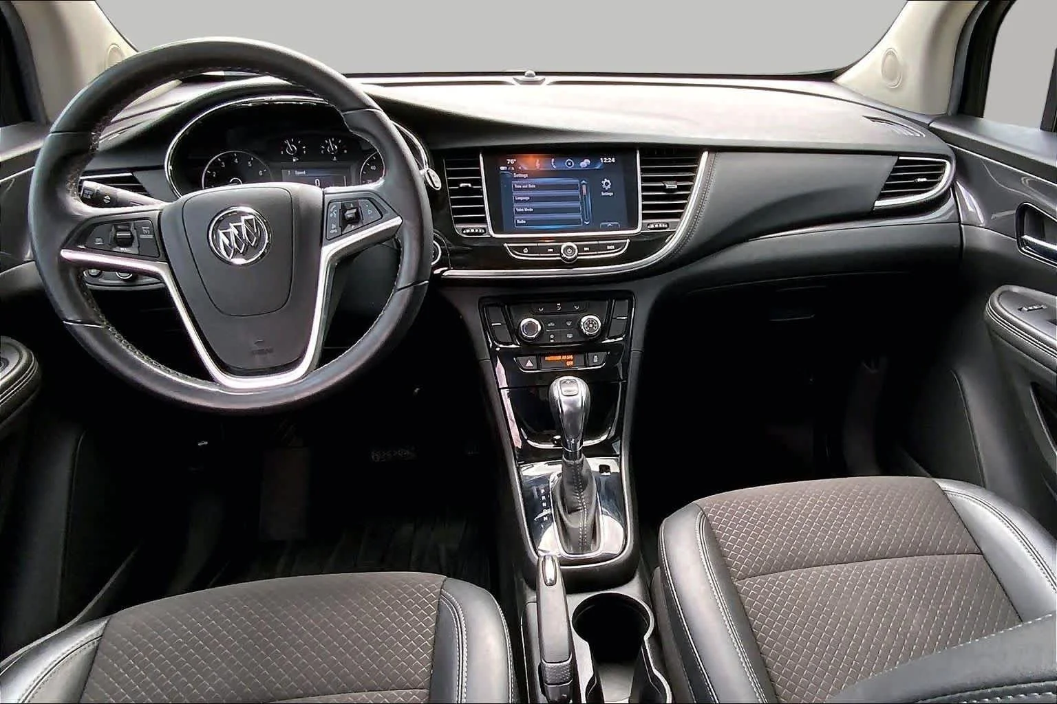 Used 2021 Includes (MDP) Anthracite lower exterior accent color, Paint code W598F. Buick Preferred image 14
