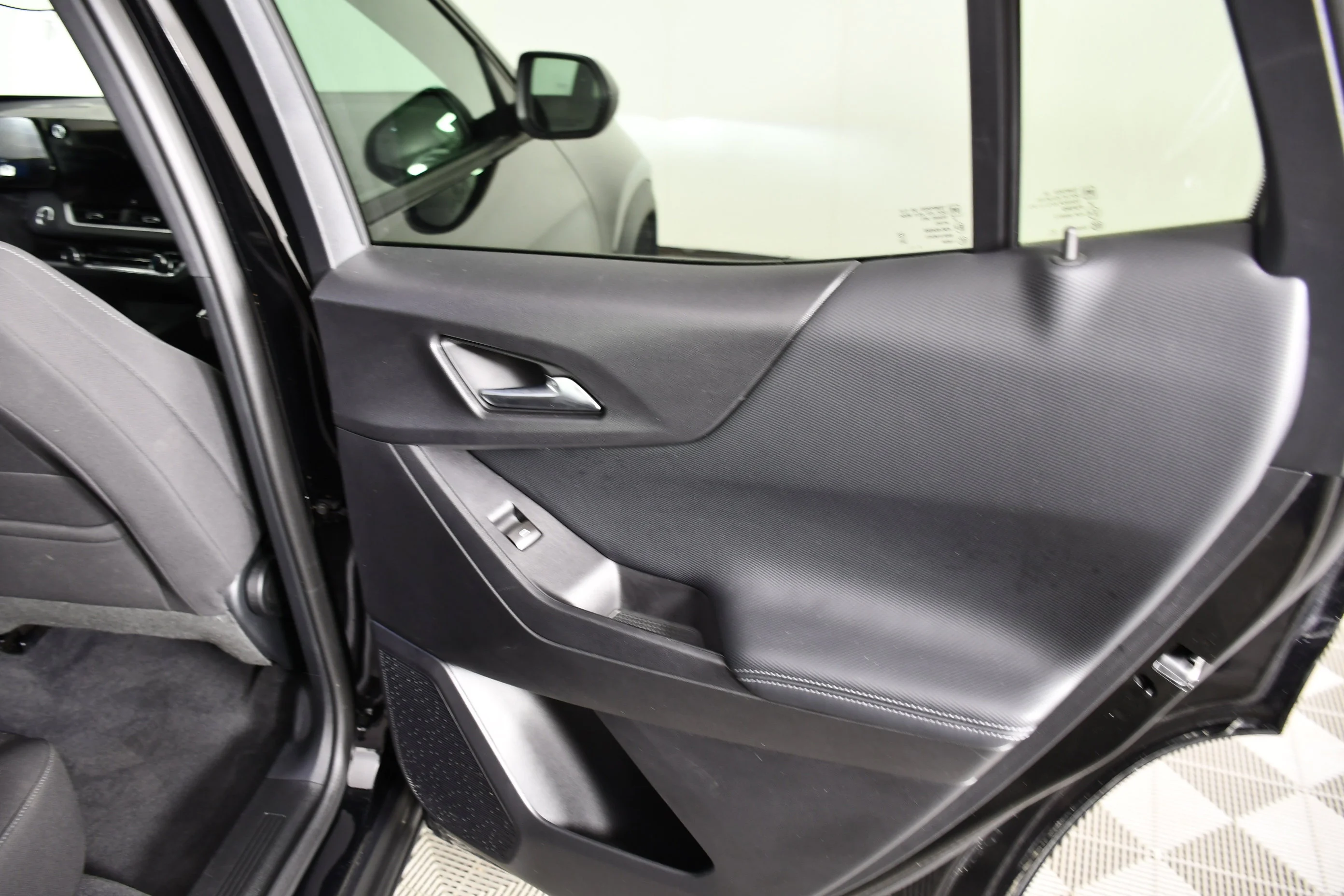 Used 2026 Mosaic Black Metallic Chevrolet AWD LT image 43