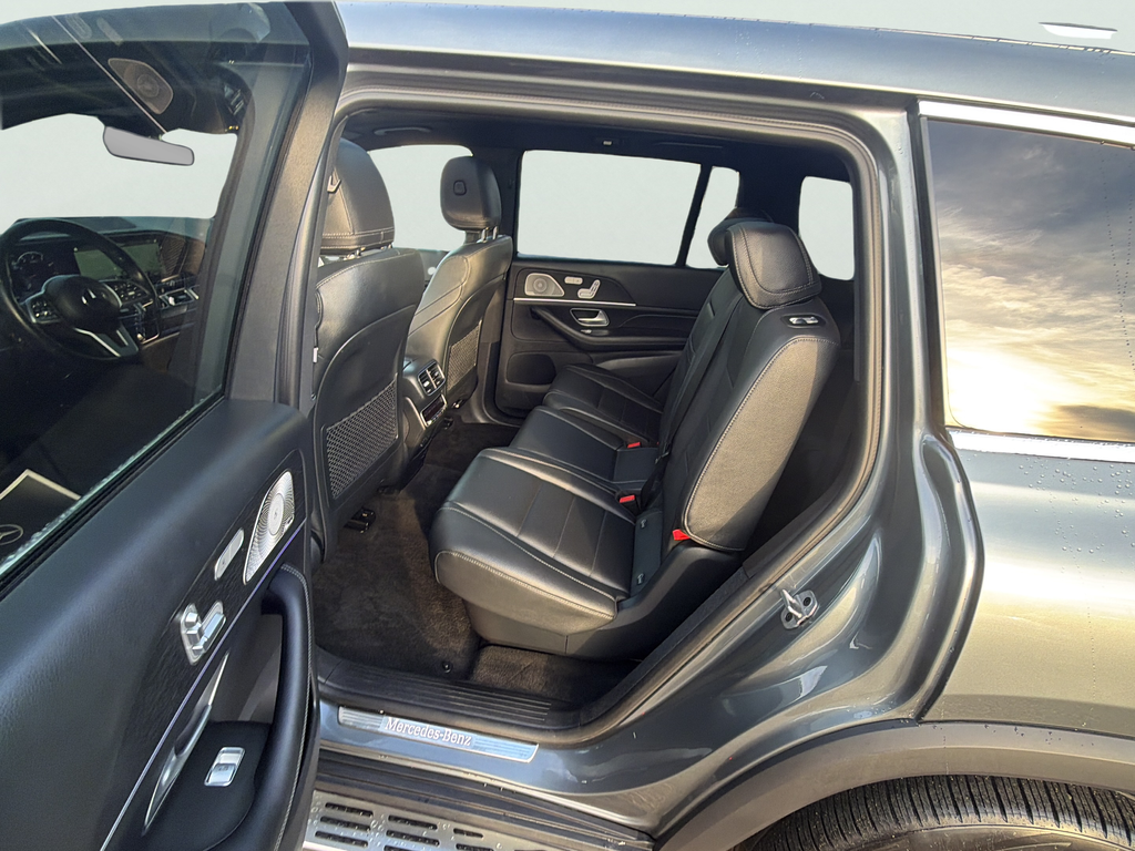 Used 2023  Mercedes-Benz GLS 450 image 20