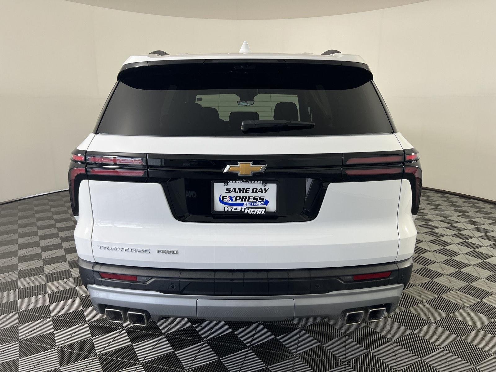 Used 2026 Summit White Chevrolet AWD LT image 27