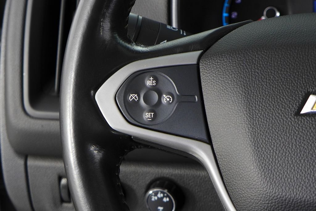 Used 2016 White Chevrolet LT image 28