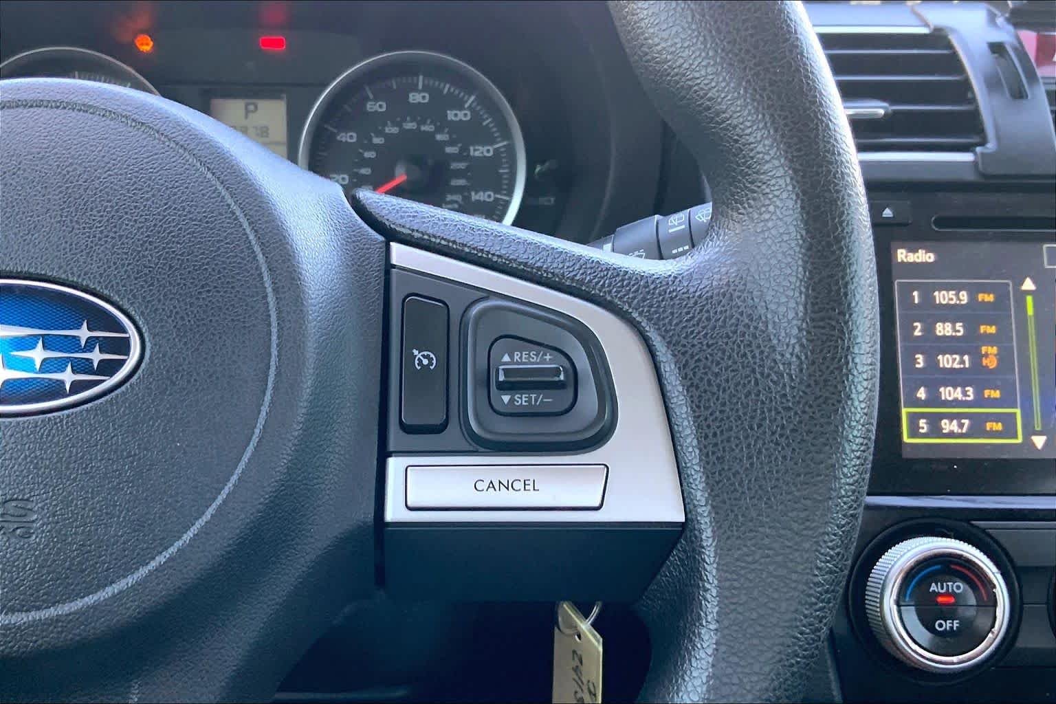 Used 2018 Ice Silver Metallic Subaru Premium image 22
