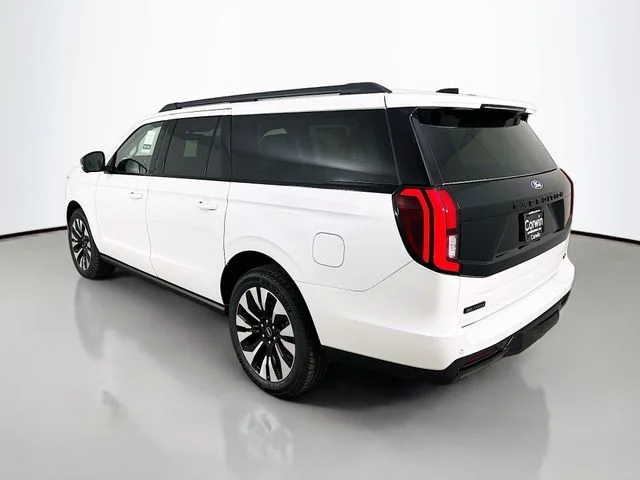 New 2027 Star White Metallic Tri-Coat Ford Platinum image 5