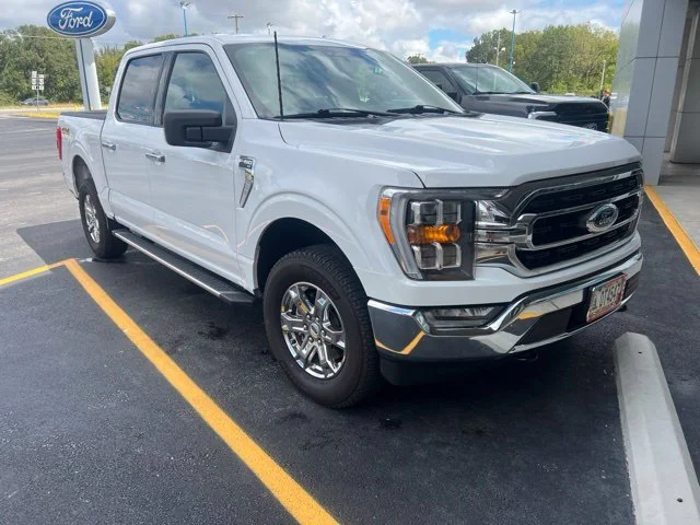 Used 2023 Oxford White Ford XLT image 8
