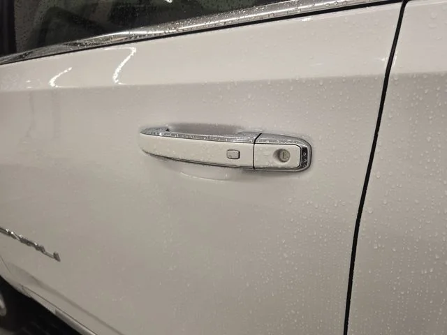 Used 2021 Summit White GMC Denali image 26