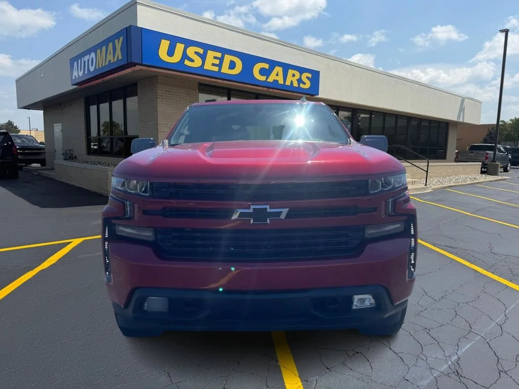 Used 2020 Cajun Red Tintcoat Chevrolet RST image 3