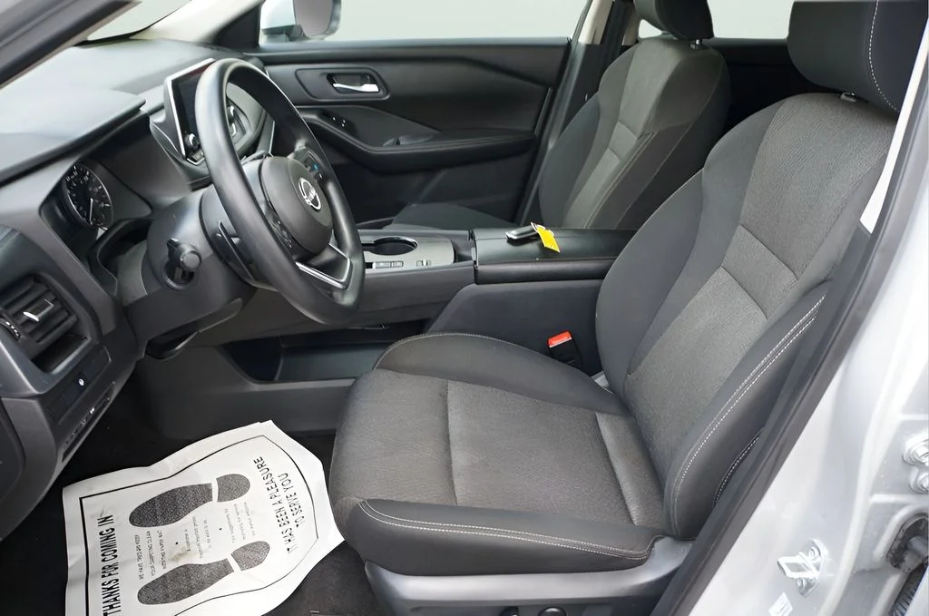 Used 2024 Brilliant Silver Metallic Nissan SV image 17