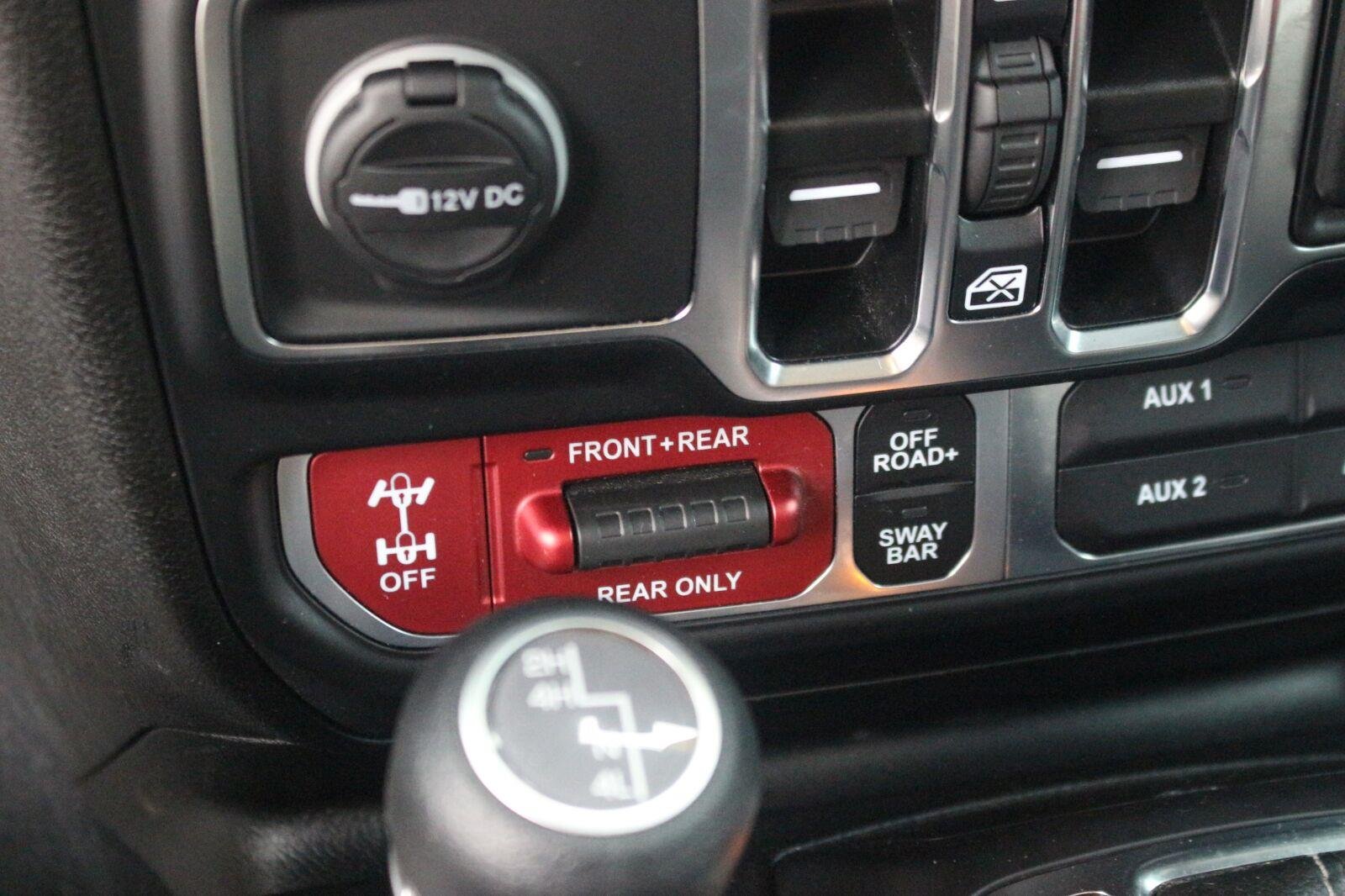 Used 2024 White Jeep Rubicon image 27