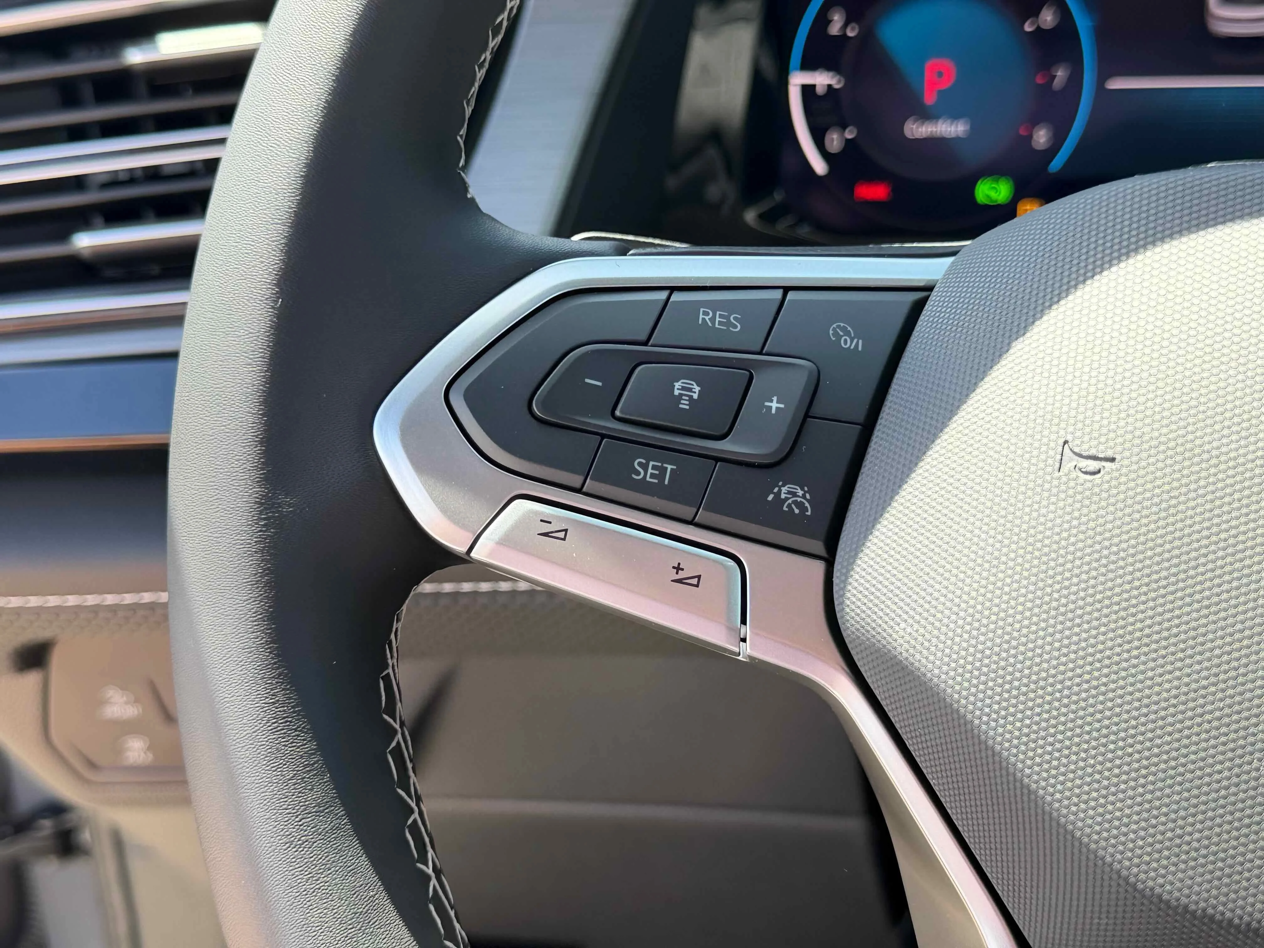 New 2026 Gray Volkswagen 2.0T SE w/Technology image 18