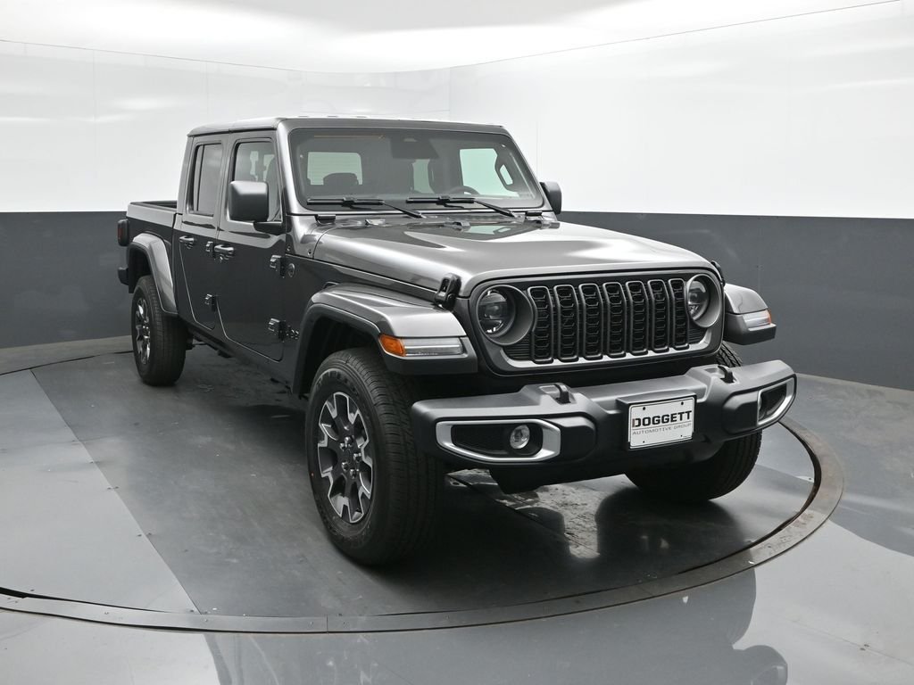 New 2026 Granite Crystal Metallic Clearcoat Jeep Sahara image 17