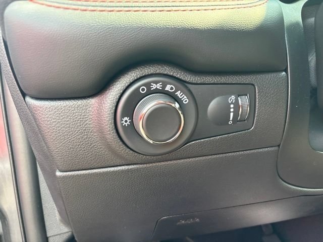 Used 2024 Vapor Gray Dodge R/T image 16