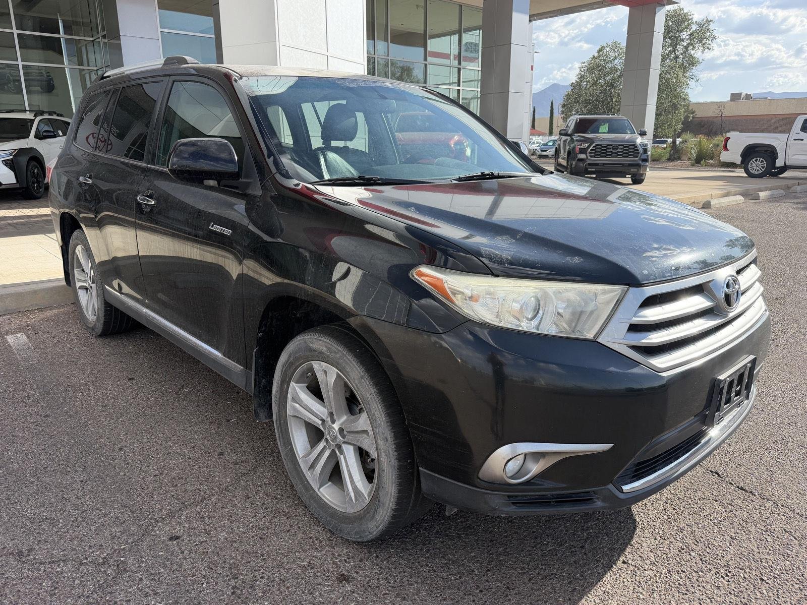 Used 2013 Black Toyota Limited image 7