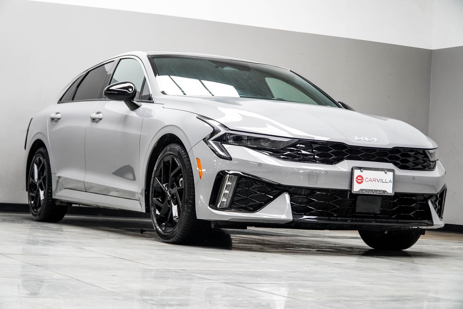 Used 2026 Gray Kia GT-Line image 4