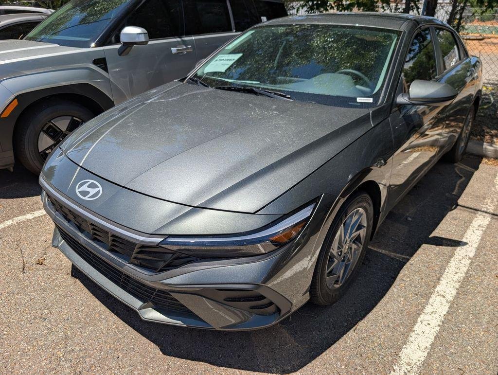 2025 Hyundai Elantra