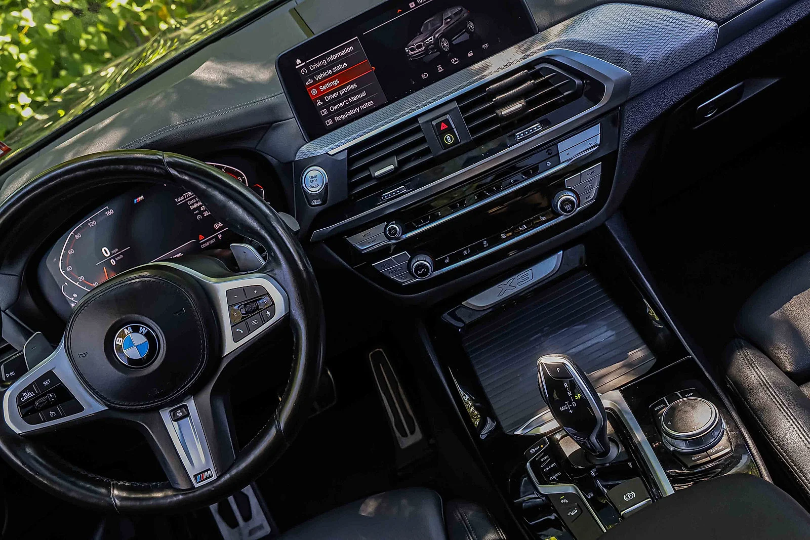 Used 2021 Black Sapphire Metallic BMW xDrive30i image 19