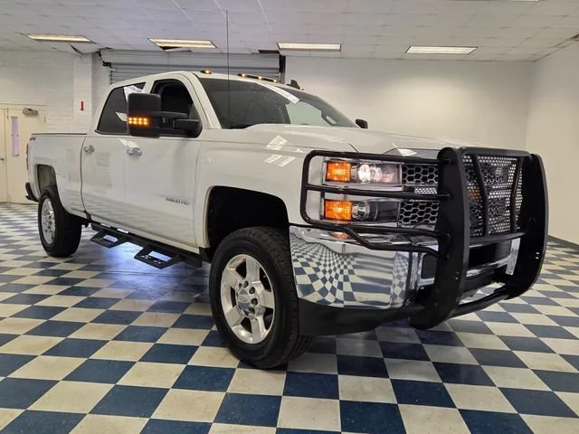Used 2019 SUMMIT WHITE Chevrolet Work Truck image 1