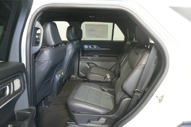 New 2026 Star White Metallic Tri-Coat Ford ST image 28