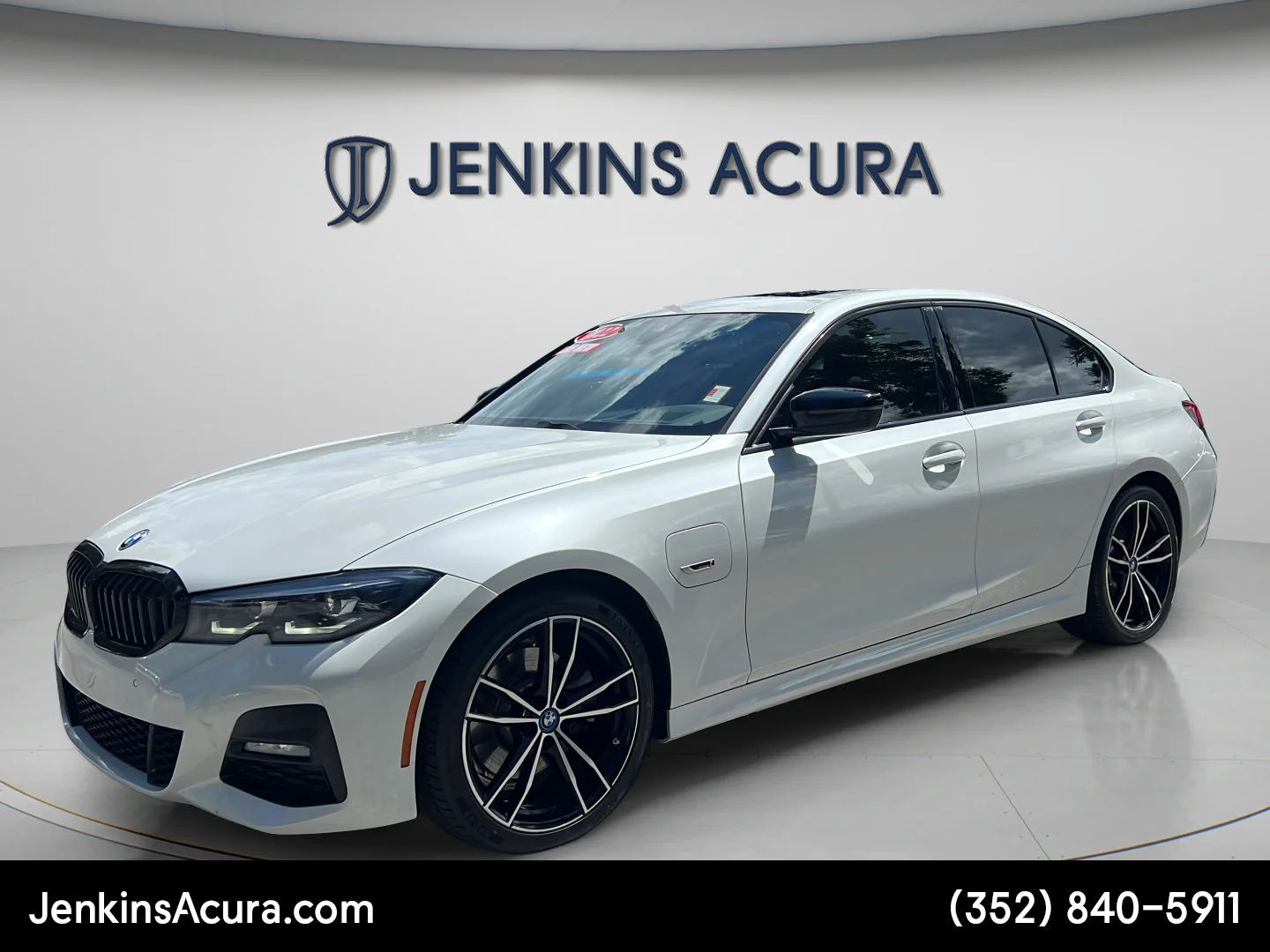 Used 2022 Mineral White Metallic BMW 330e image 7