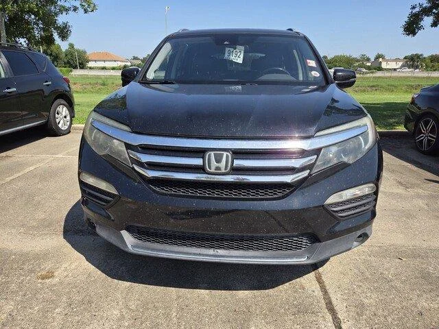 Used 2016 BLACK Honda Touring image 2