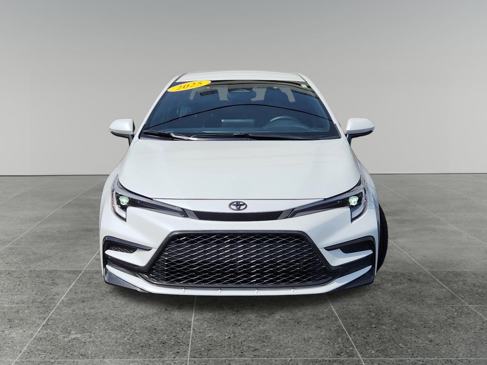 Certified Used 2025 Wind Chill Pearl Toyota SE image 2