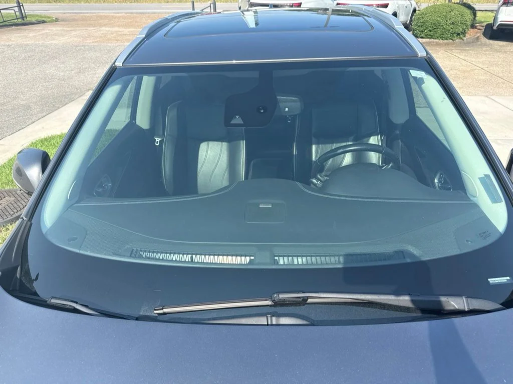 Used 2019 Gray INFINITI LUXE image 16