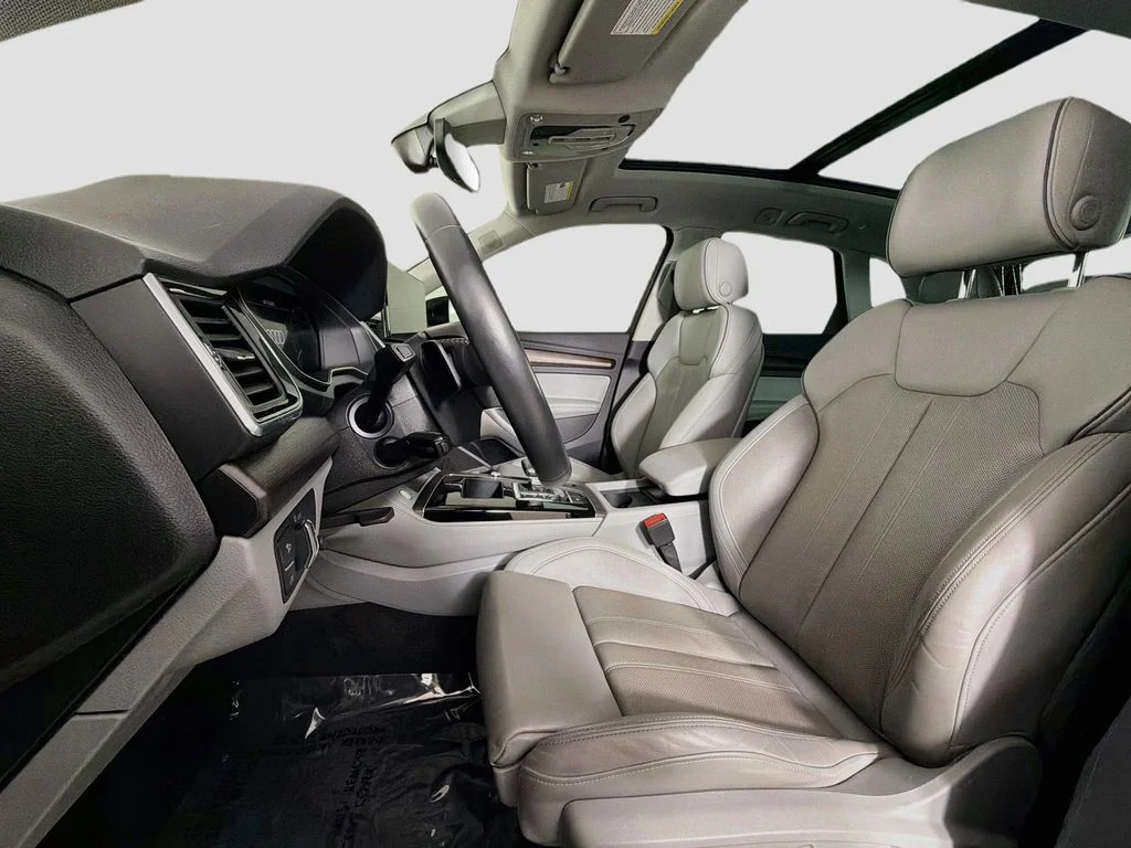 Used 2023 Black Audi 55 Premium image 22