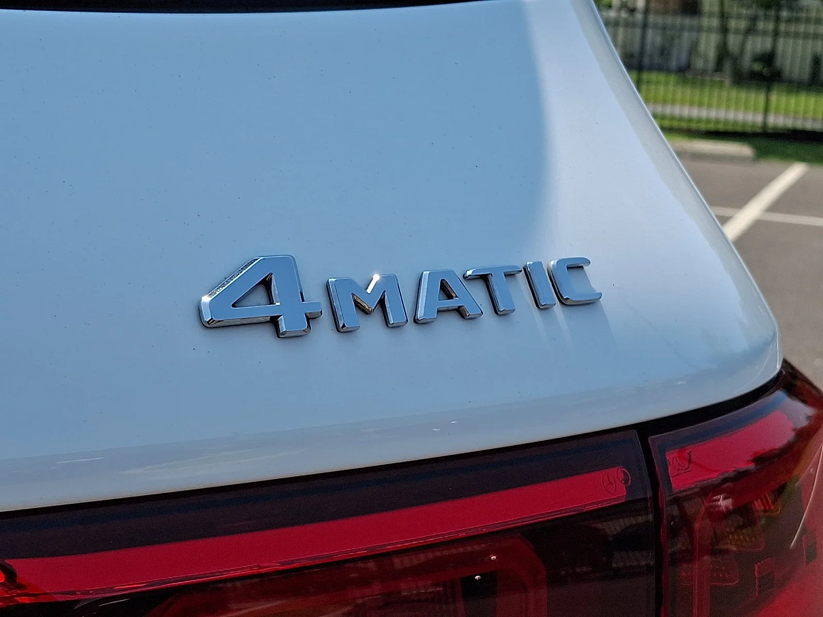 Used 2022 Polar White   149 Mercedes-Benz GLB 250 image 30
