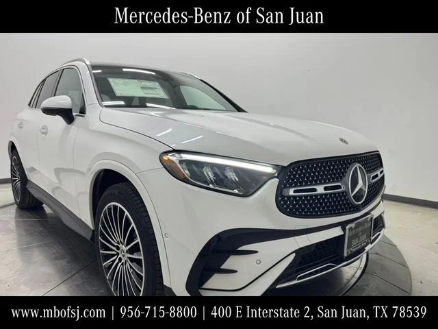 New 2026 MANUFAKTUR Moonlight Whit Mercedes-Benz GLC 300 image 1