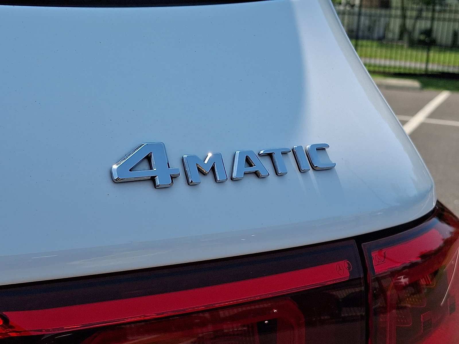 Certified Used 2022 Polar White   149 Mercedes-Benz GLB 250 image 30