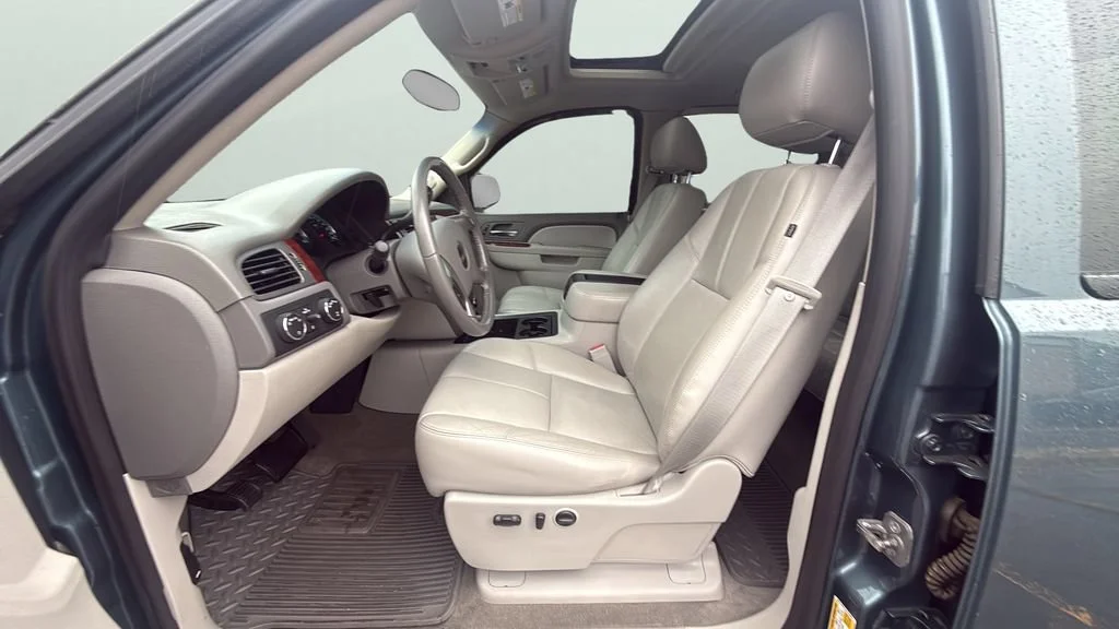Used 2012 STEALTH GRAY METALLIC GMC SLT image 18