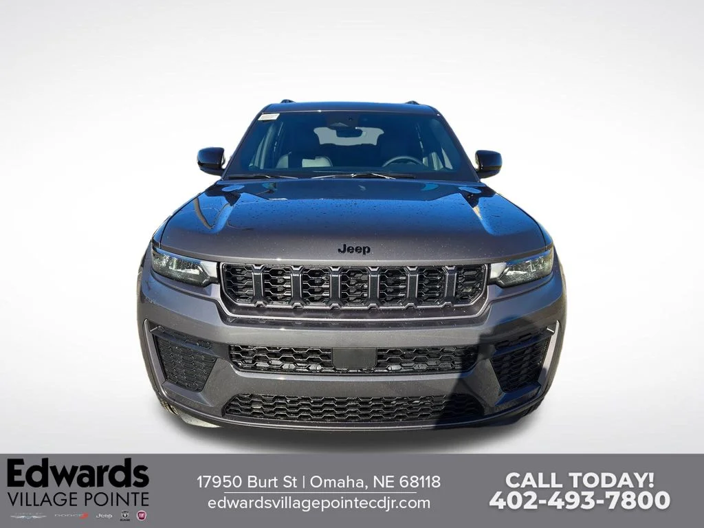 New 2026 Baltic Gray Metallic Clear-Coat Exterior Paint Jeep Altitude image 8