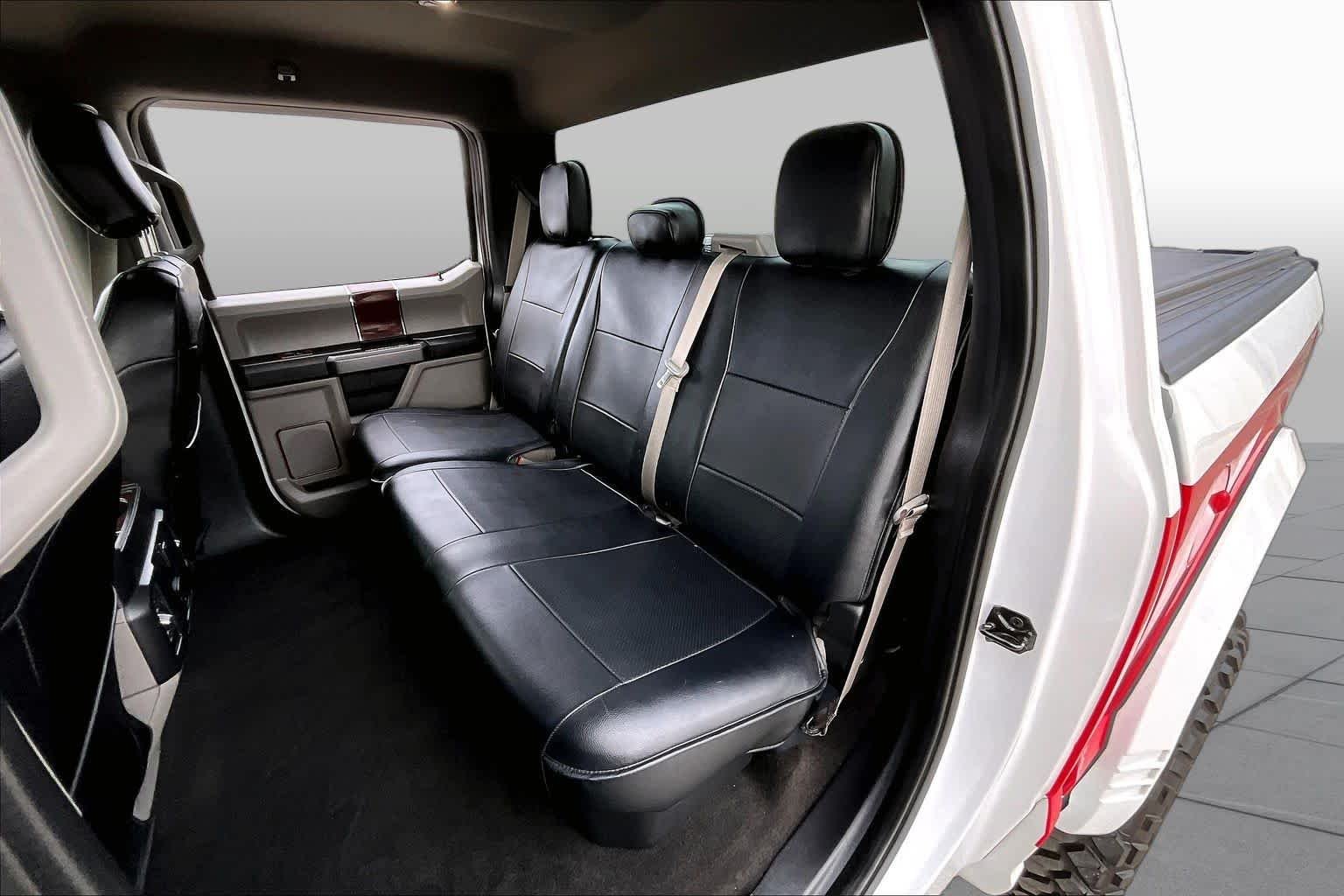 Used 2019 Oxford White Ford XLT image 18