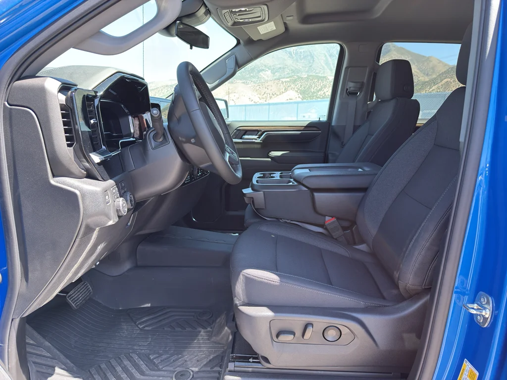 2025 Chevrolet Silverado 1500 RST - Photo 11