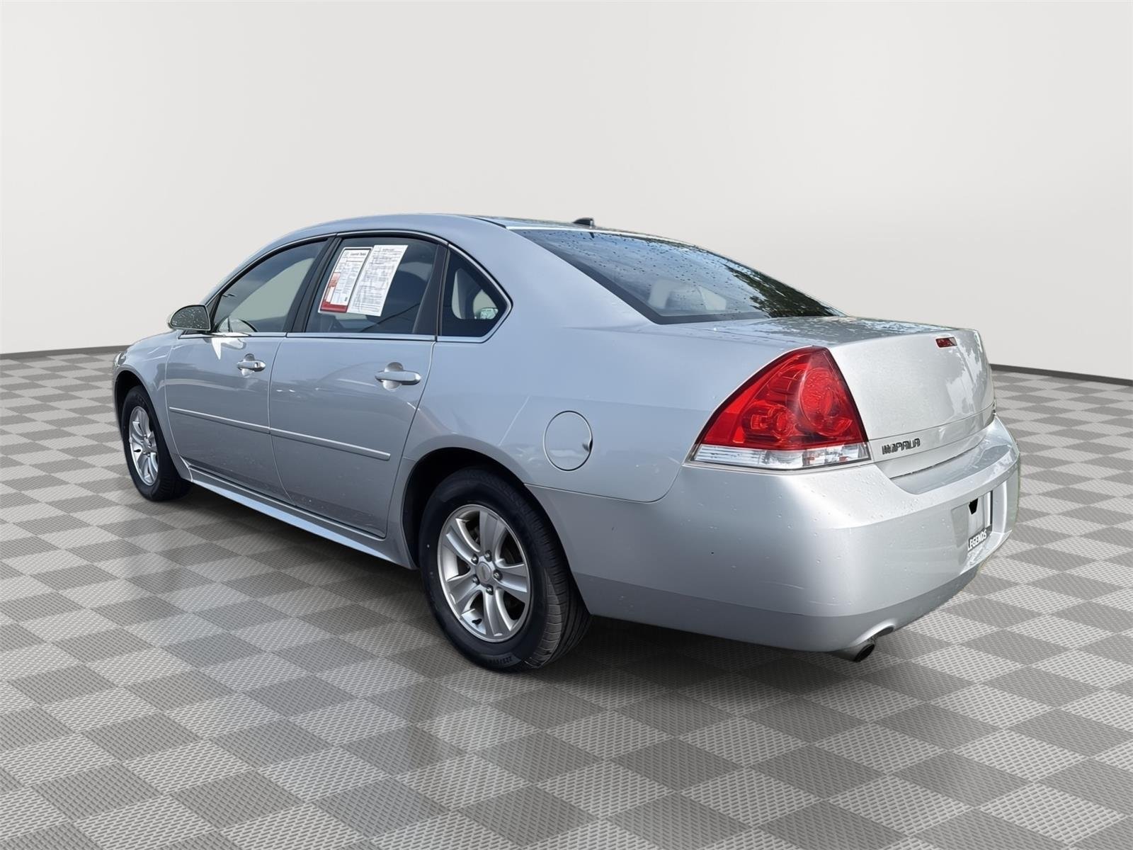 Used 2014 Silver Ice Metallic Chevrolet LS image 12