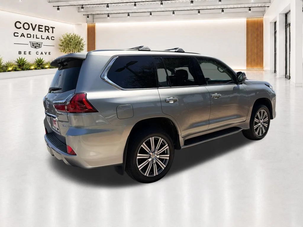Used 2017  Lexus LX 570 image 13
