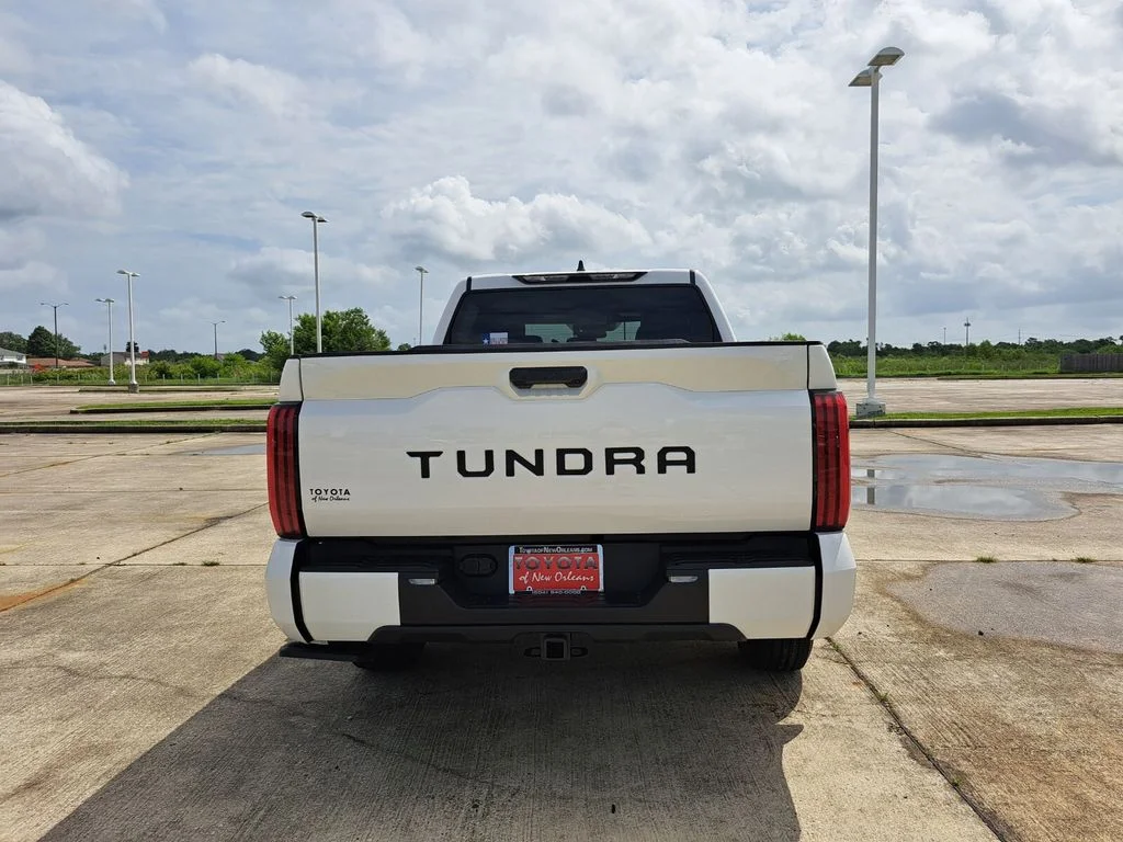 New 2026 White Toyota SR5 image 6