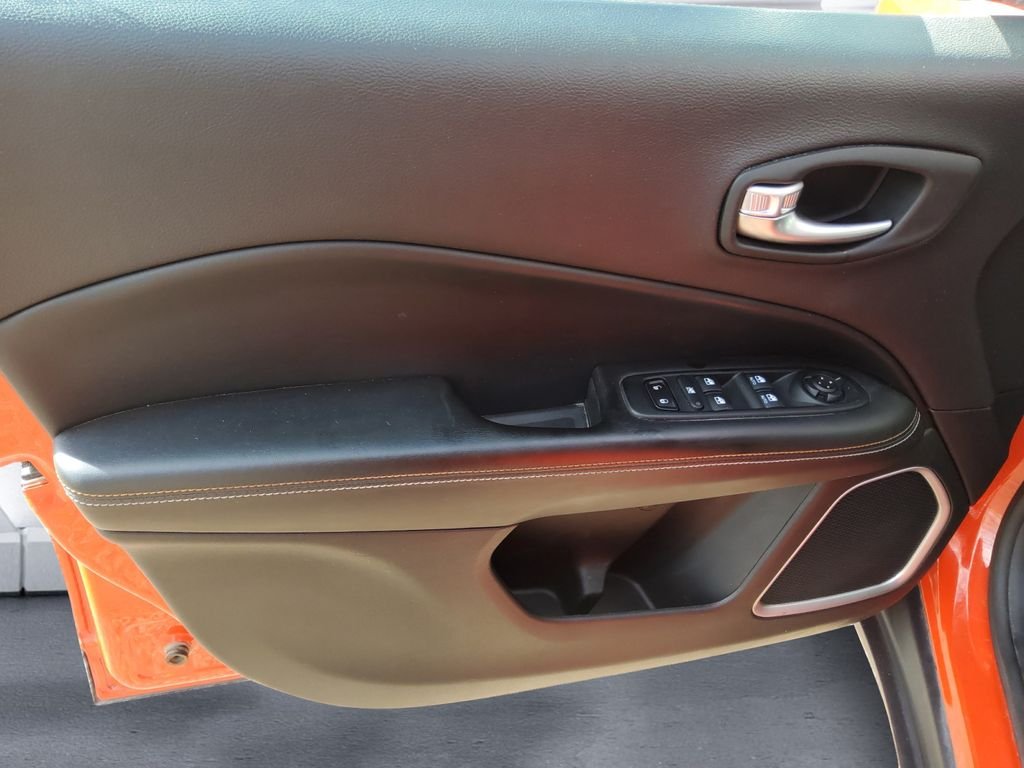Used 2018 Orange Jeep Sport image 12