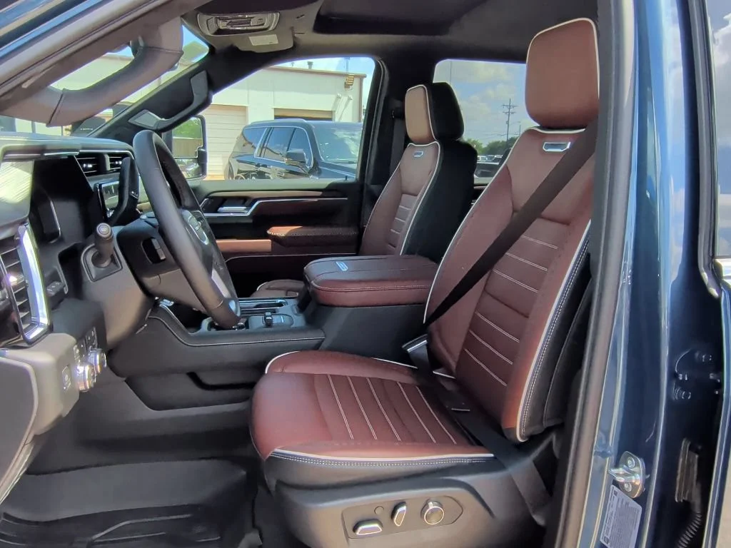 2026 GMC Sierra 2500HD Denali Ultimate - Photo 13