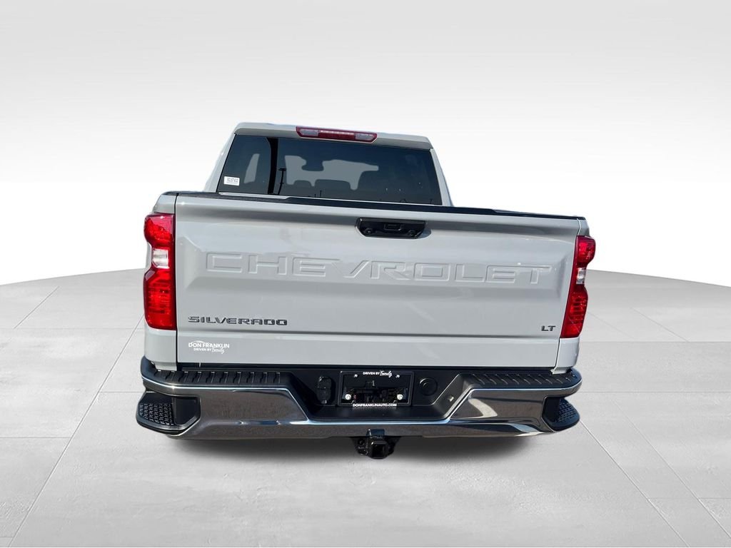 Used 2024 Gray Chevrolet LT image 4