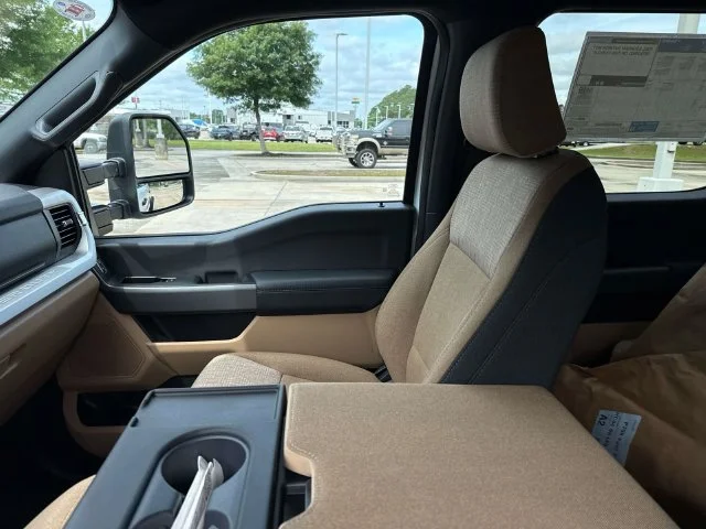 New 2026 Oxford White Ford F-350® XLT image 16