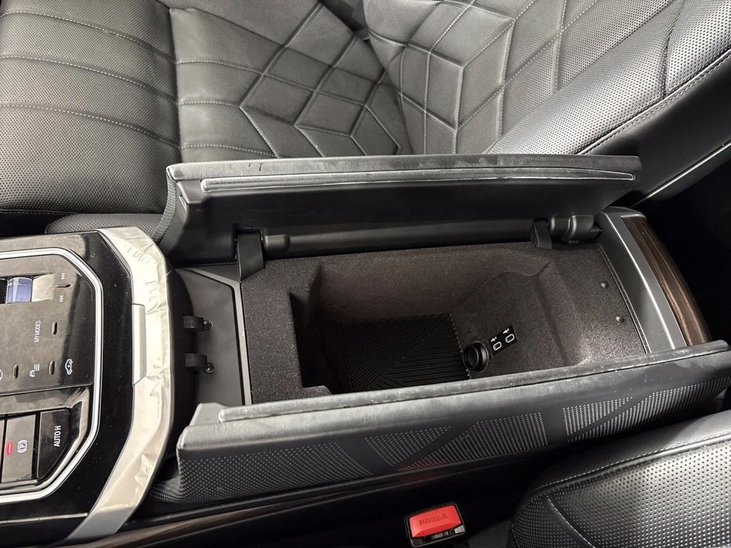 Used 2023 Gray BMW 740i image 49