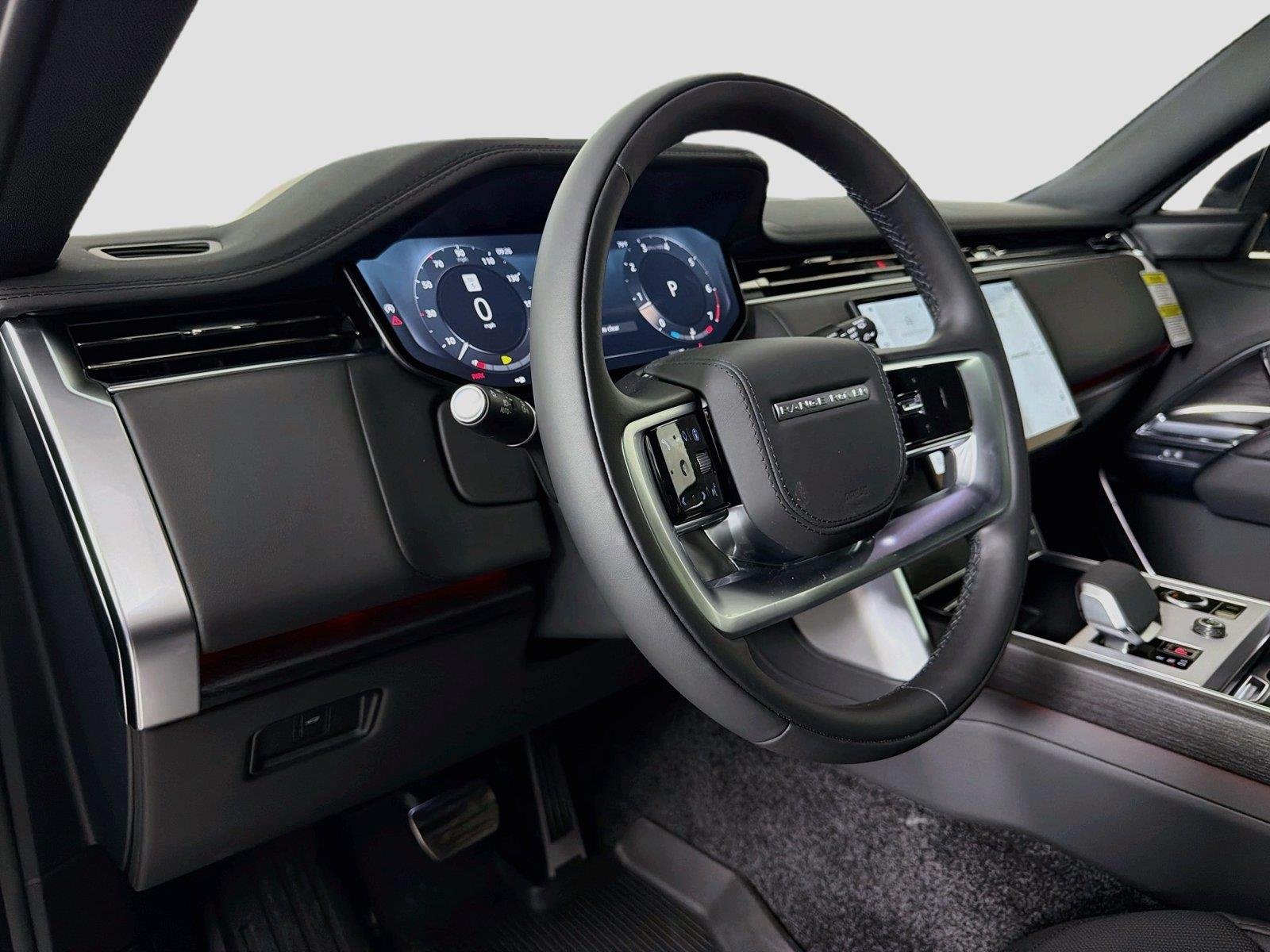New 2027 Carpathian Grey Land Rover SE image 9