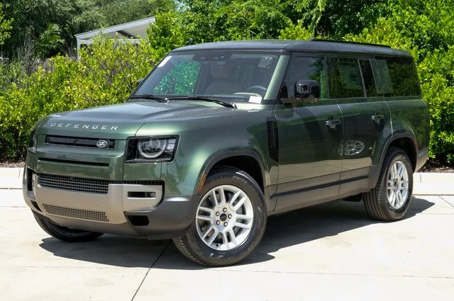New 2026 Green Land Rover S image 2