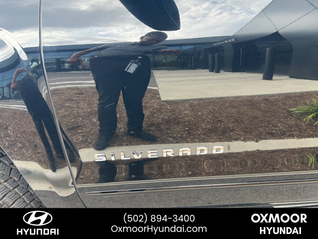 Used 2016 Black Chevrolet LT image 4
