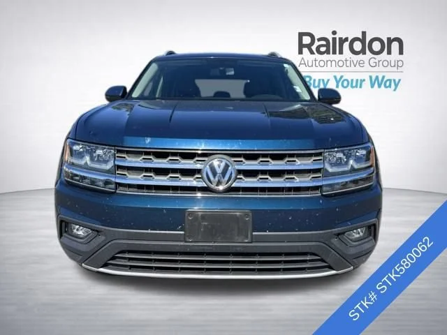 Used 2018 Volkswagen Atlas SE with VIN 1V2CR2CA2JC580062 for sale in Burien, WA
