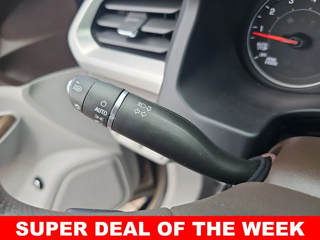 Used 2023 Gray GMC SLE image 27