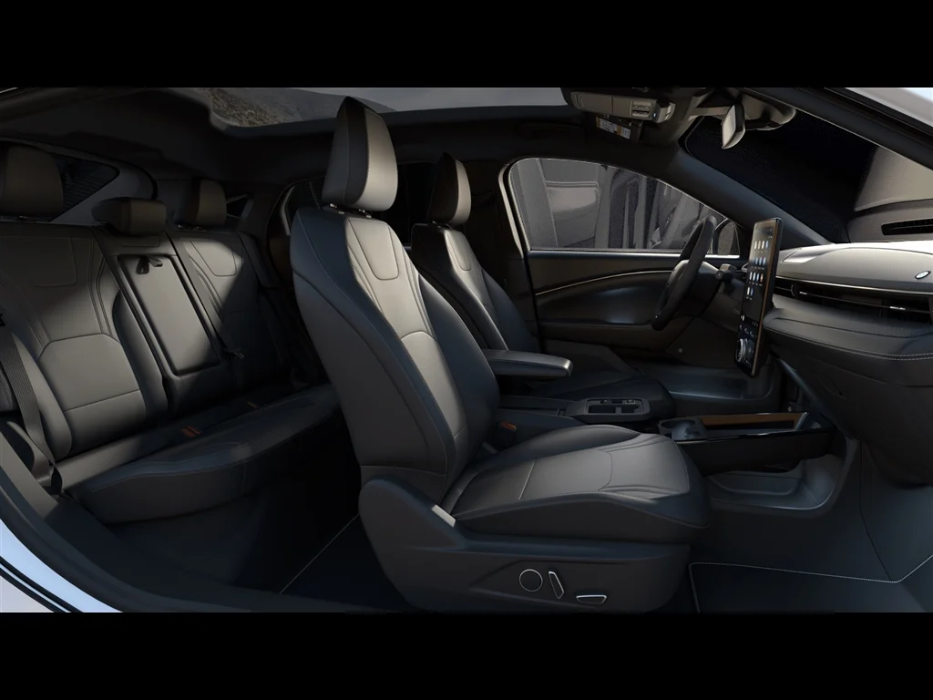 2025 Ford Mustang Mach-E Premium - Photo 6